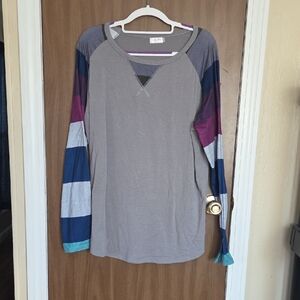 Stylish Gray Long Sleeve Top with Colorful Stripes